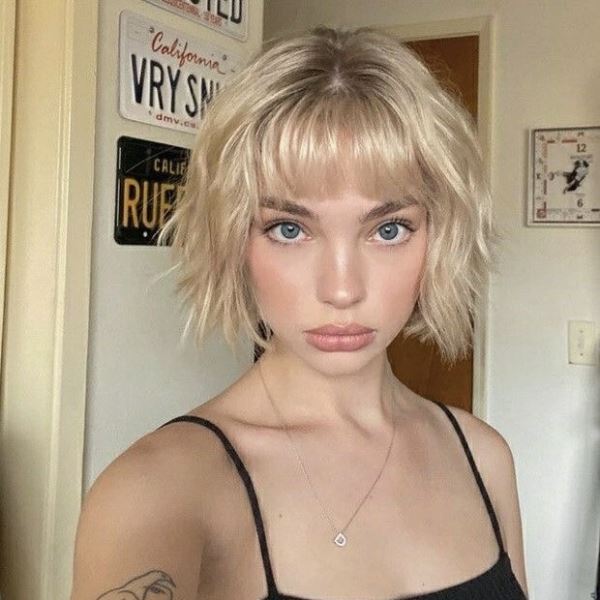 «Рваный боб» – трендовая идея осенней стрижки