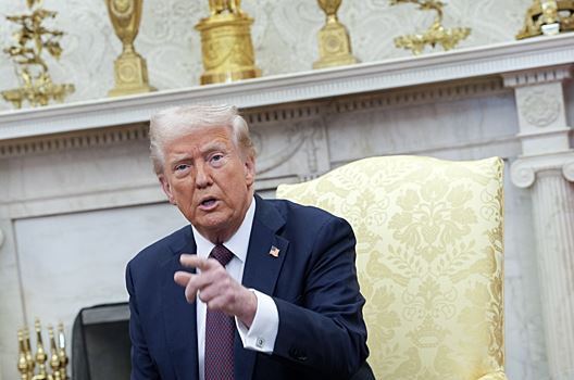 Трамп: США могут пересмотреть позицию по России и Украине