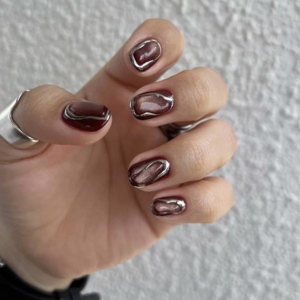 10 трендовых идей маникюра на короткие ногти