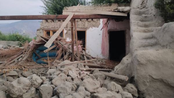 Число жертв землетрясения в Афганистане превысило 1,1 тыс. человек