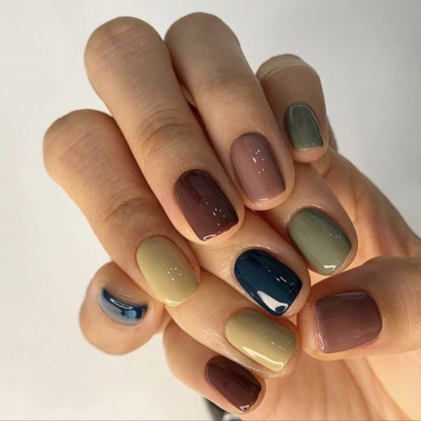 10 трендовых идей маникюра на короткие ногти