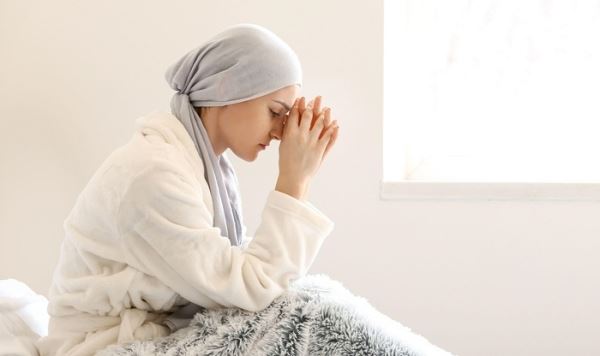 Онкобольные мечутся в поисках лекарств