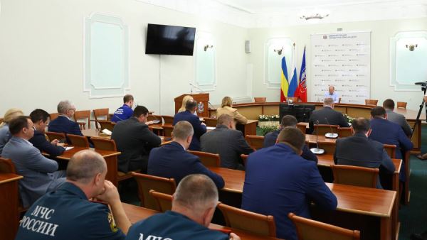 В Ростове-на-Дону на месте поврежденных БПЛА домов ввели режим ЧС